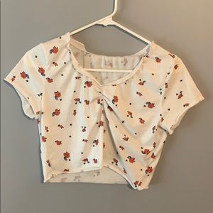 Floral cropped shirt